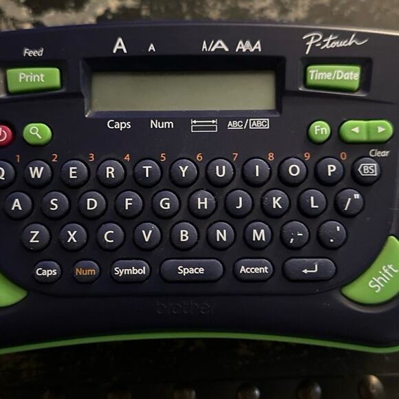 Brother PT-80 P-touch Electronic Labeling System - Picture 1 of 3